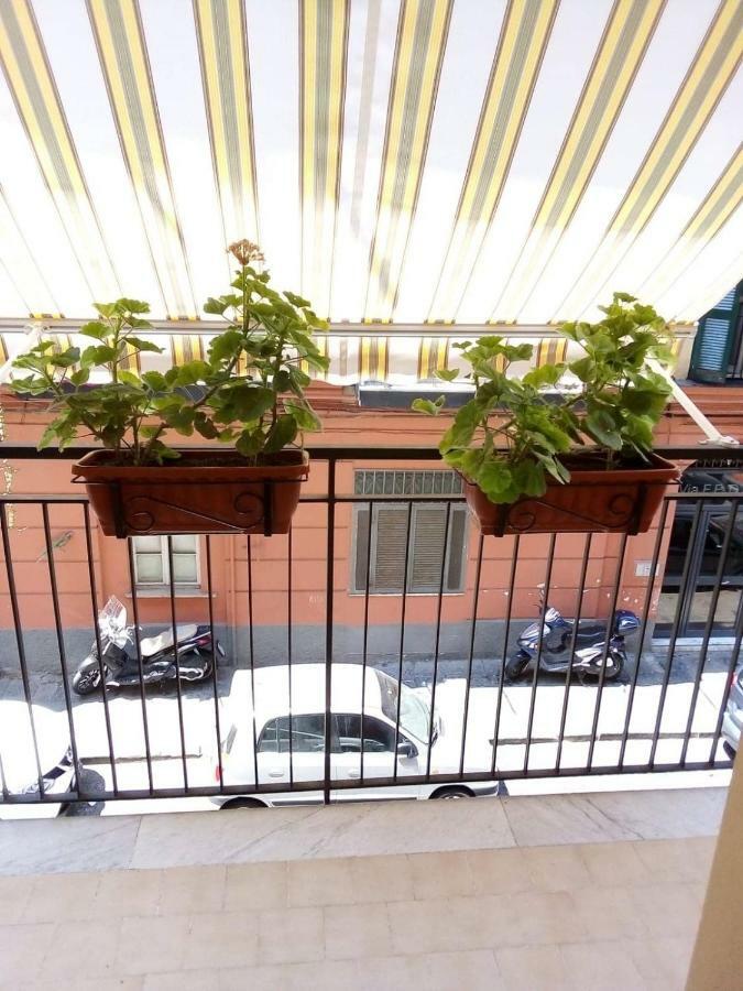 Domus Adriana Apartment Napoli Ngoại thất bức ảnh